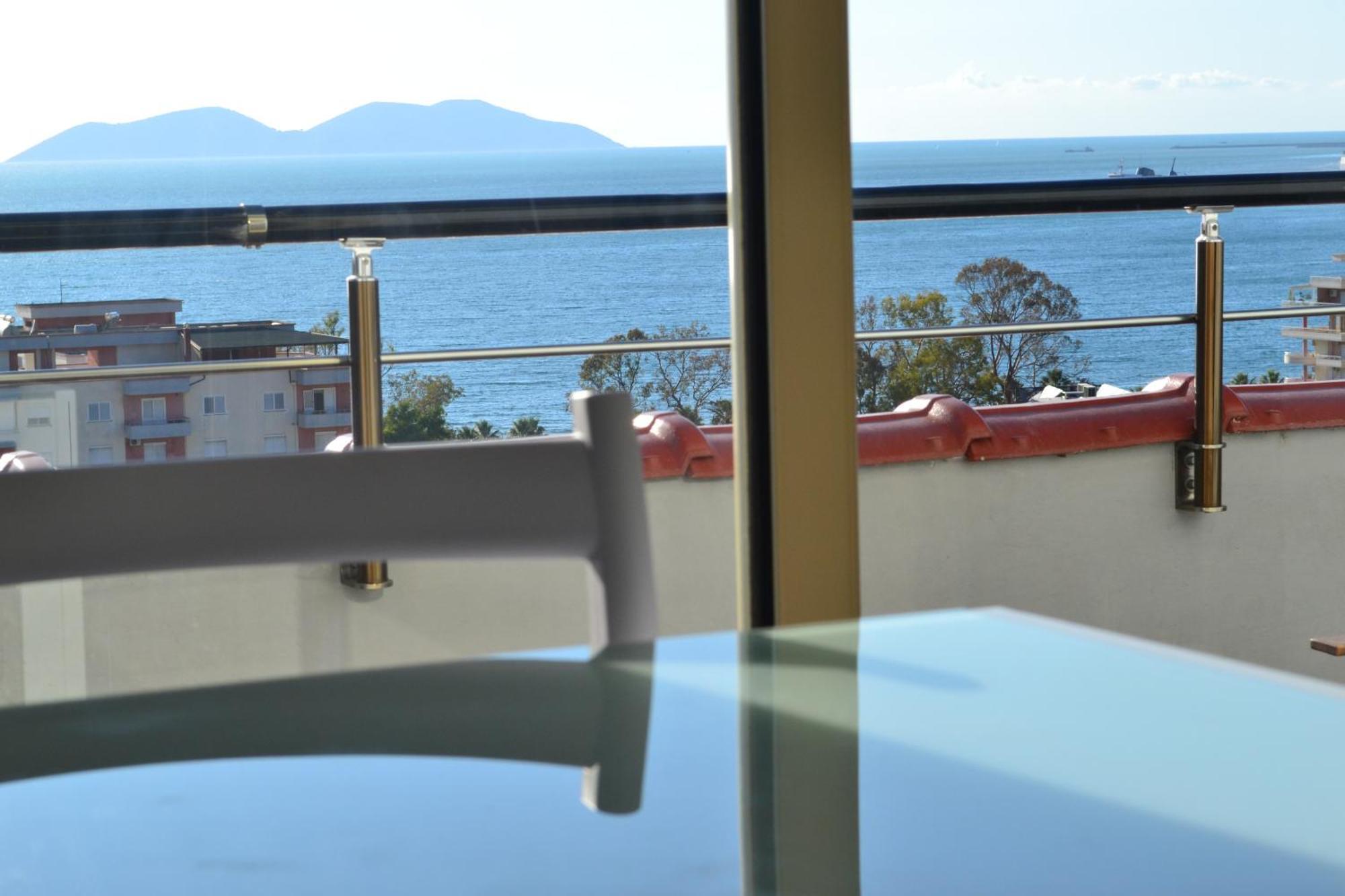 Seaview Penthouse Terrace & Garage Apartment วญอเรอ ภายนอก รูปภาพ
