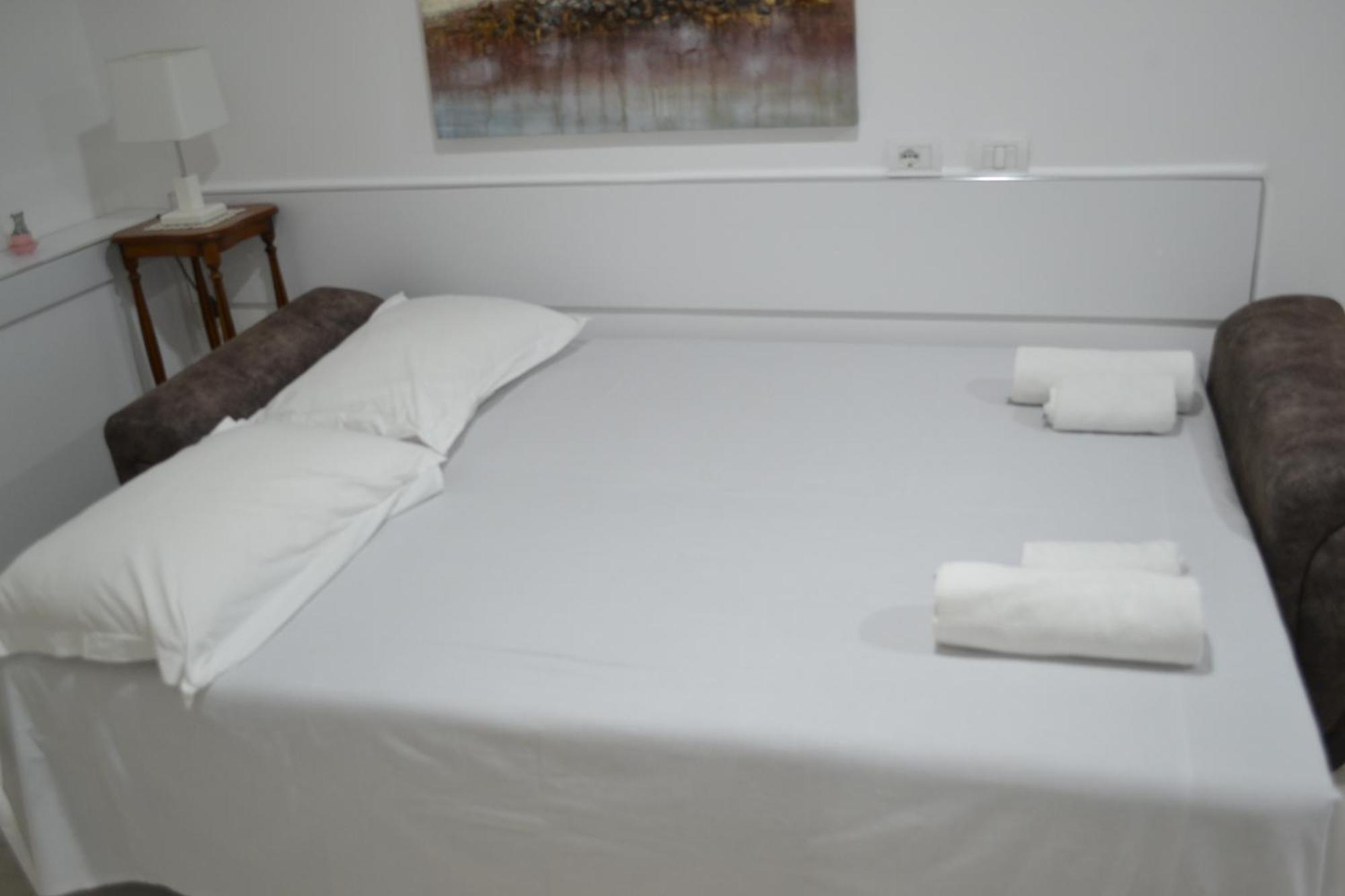 Seaview Penthouse Terrace & Garage Apartment วญอเรอ ภายนอก รูปภาพ
