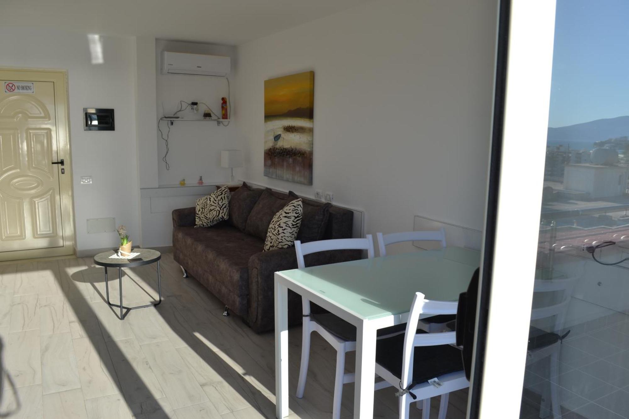 Seaview Penthouse Terrace & Garage Apartment วญอเรอ ภายนอก รูปภาพ